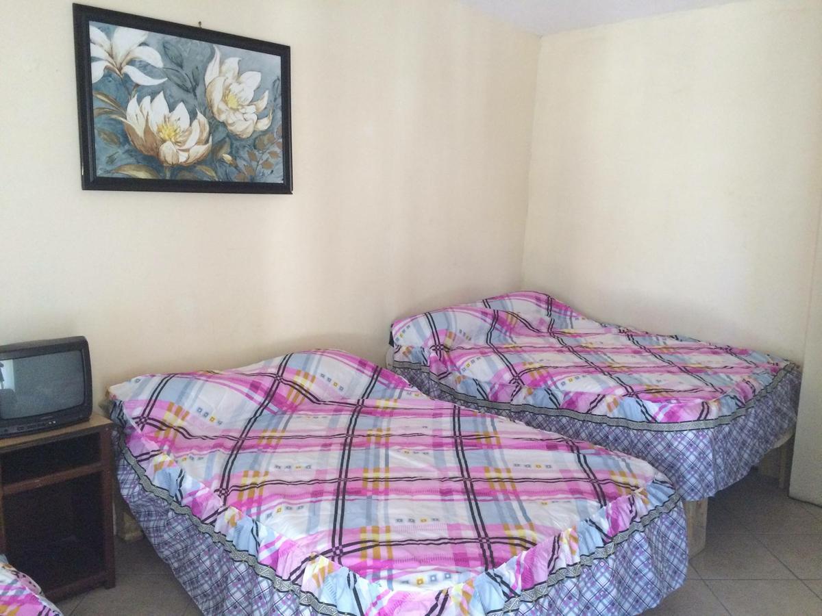 Blanquita Guesthouse Manuel F. Martínez エクステリア 写真